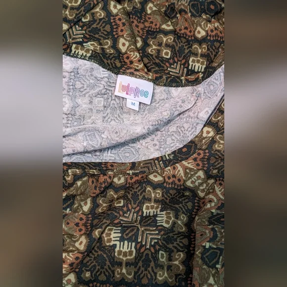 LuLaRoe 70s Themed Green Geometric Ana Maxi Dress Medium NWOT - Picture 2 of 7